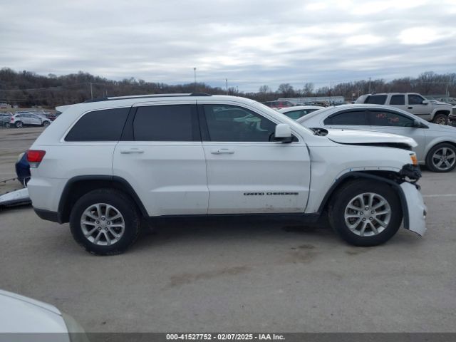 1C4RJFAGXMC687897 Jeep Grand Cherokee Laredo E 4x4