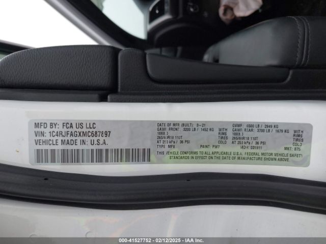 1C4RJFAGXMC687897 Jeep Grand Cherokee Laredo E 4x4