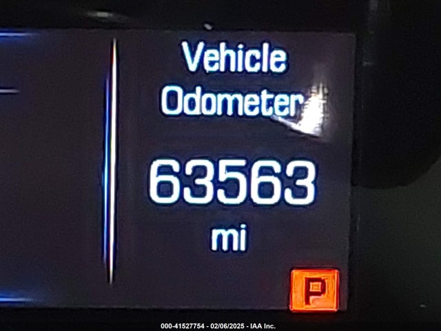 1GYKNDRS3KZ240089 Cadillac XT5 LUXURY