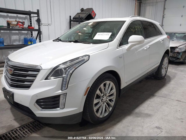 2019 CADILLAC XT5 1GYKNDRS3KZ240089 Photo 1