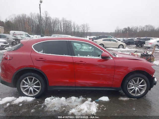 Alfa Romeo Stelvio 2018 ZASFAKBN7J7B64325 Image 14