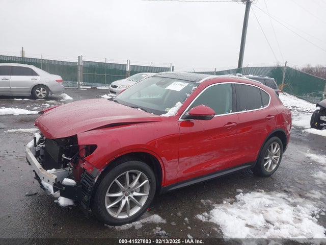 Alfa Romeo Stelvio 2018 ZASFAKBN7J7B64325 Image 2
