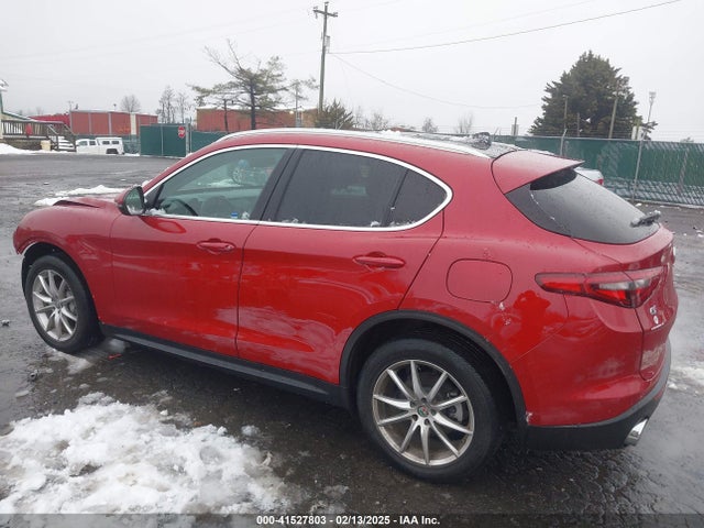 Alfa Romeo Stelvio 2018 ZASFAKBN7J7B64325 Image 3