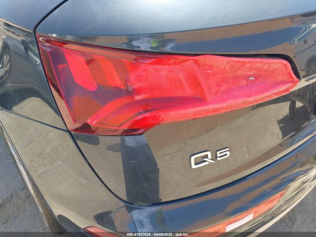 WA1ANAFYXK2093555 Audi Q5 45 Premium