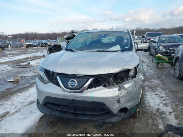 JN1BJ1CP9KW239909 Nissan Rogue Sport S