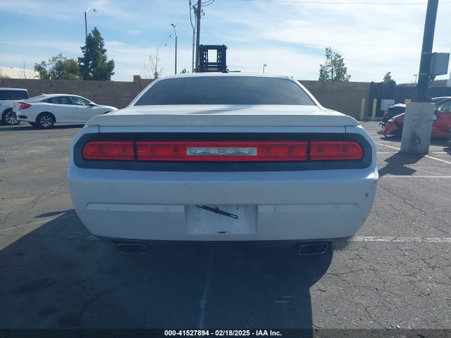 2C3CDYBT1EH274130 Dodge Challenger R/t Classic