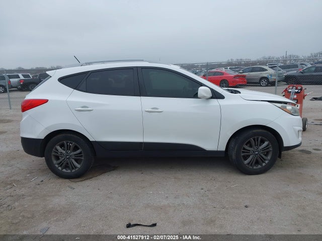KM8JU3AG6EU879974 Hyundai TUCSON SE