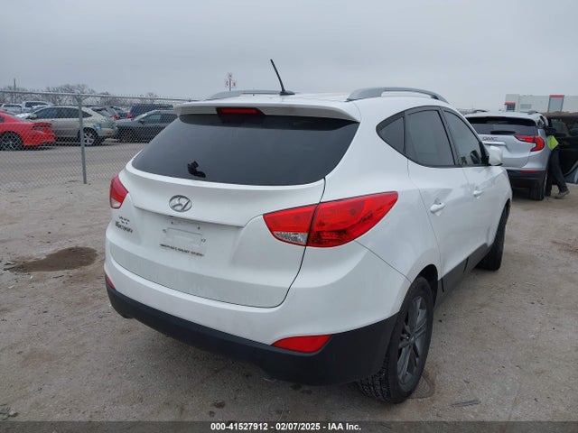 KM8JU3AG6EU879974 Hyundai TUCSON SE