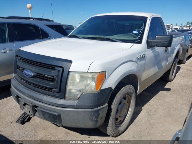 1FTMF1CM9EFC32198 Ford F-150 Xl