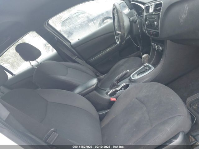 2013 CHRYSLER 200 1C3CCBBB0DN728493 Photo 4