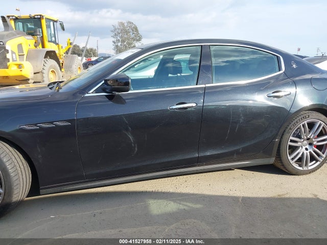 Maserati Ghibli S Q4 2017 ZAM57RTL6H1227660 Image 15