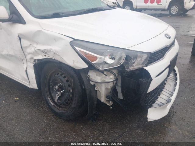 3KPA25AB4KE223650 KIA Rio 5-door S