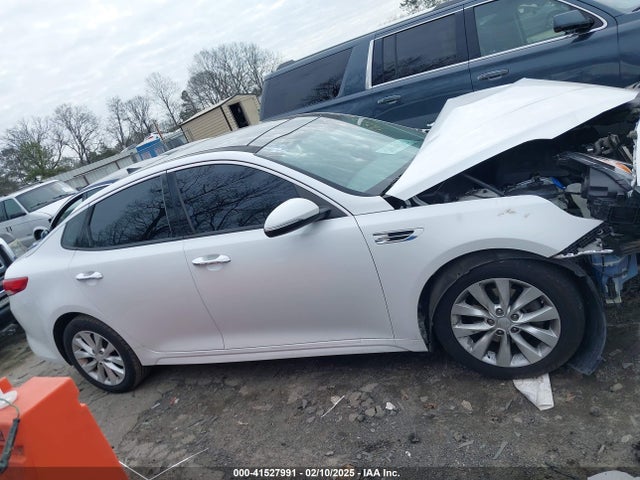 5XXGU4L30GG013081 KIA OPTIMA EX
