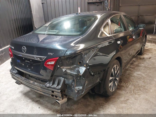 1N4AL3AP9JC121415 Nissan Altima 2.5 Sv