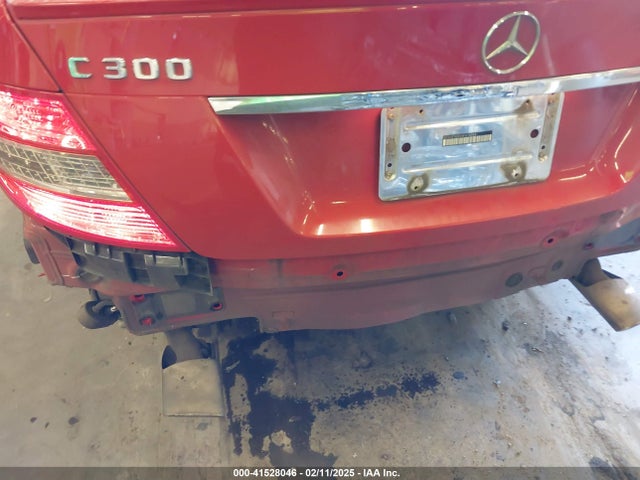 2010 Mercedes-benz C 300 Luxury/sport მანქანა იყიდება აუქციონზე, vin: WDDGF5EB0AF414954, აუქციონის ნომერი: 41528046