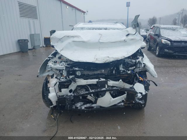 5N1BT3BA9RC737115 Nissan Rogue Sv Fwd