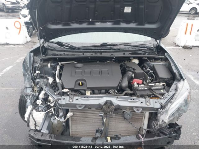 2T1BURHE1JC051841 Toyota COROLLA LE