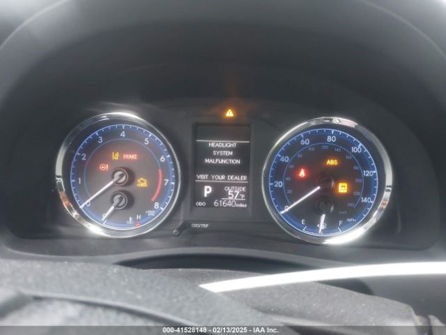 2T1BURHE1JC051841 Toyota COROLLA LE