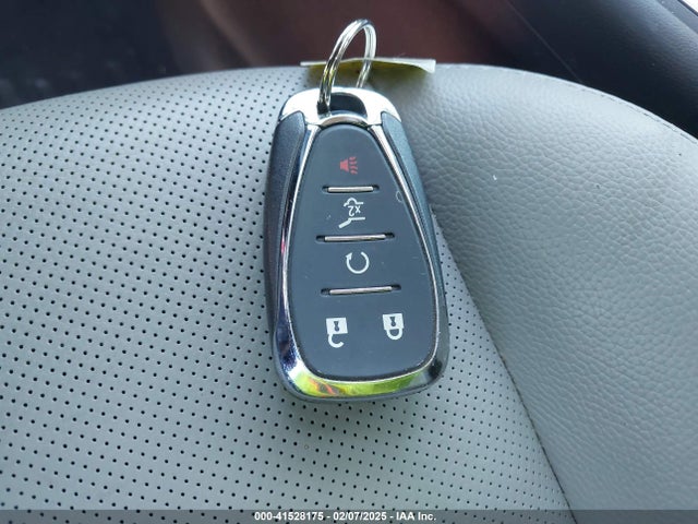 2GNAXNEV9K6215511 Chevrolet Equinox Premier