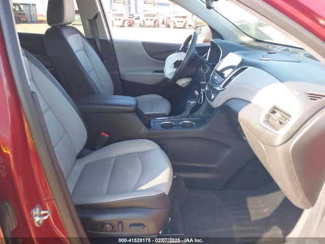 2GNAXNEV9K6215511 Chevrolet Equinox Premier