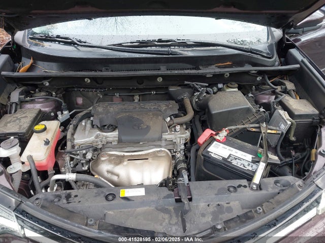 2T3RFREV4JW771167 Toyota Rav4 Adventure/xle