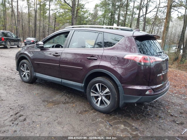 2T3RFREV4JW771167 Toyota Rav4 Adventure/xle