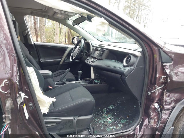 2T3RFREV4JW771167 Toyota Rav4 Adventure/xle