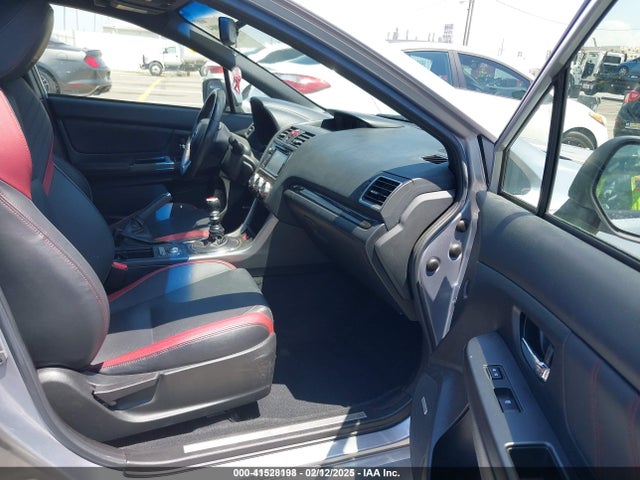 JF1VA2U69F9808404 Subaru 2015
