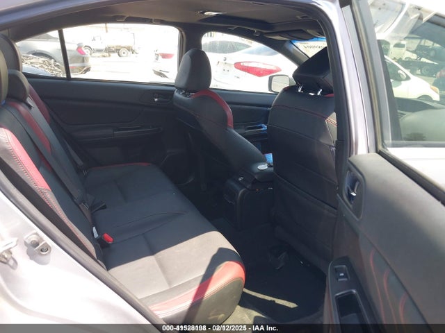 JF1VA2U69F9808404 Subaru 2015