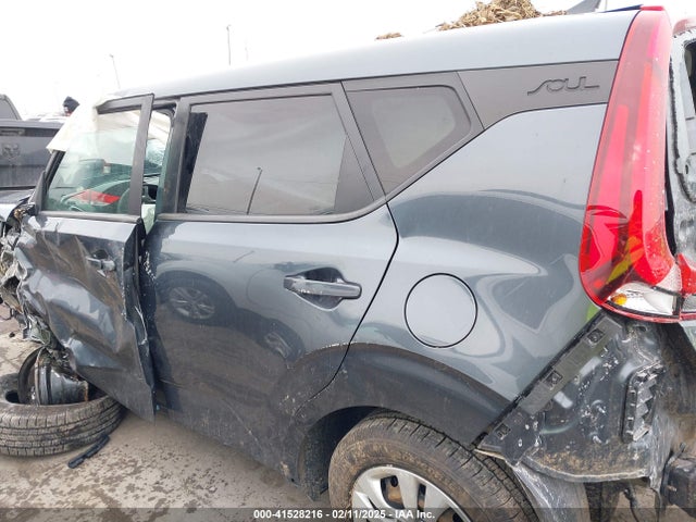 KNDJ23AU9L7041630 KIA SOUL LX
