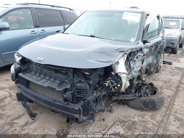 KNDJ23AU9L7041630 KIA SOUL LX