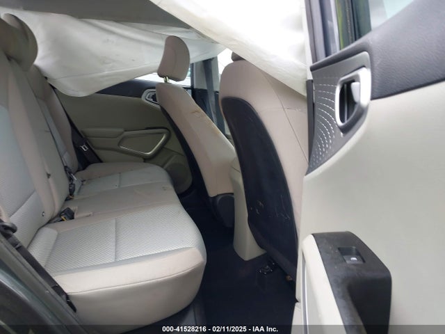 KNDJ23AU9L7041630 KIA SOUL LX