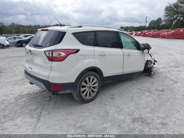 Ford Escape Titanium 2017 1FMCU0J9XHUC28859 Image 4