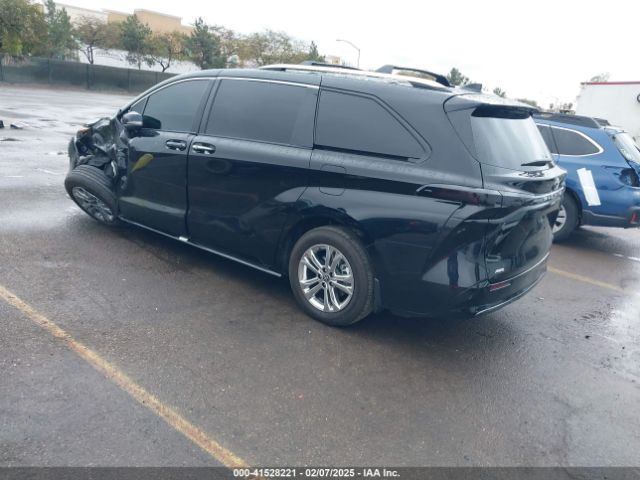 5TDESKFC5PS097037 Toyota Sienna Platinum