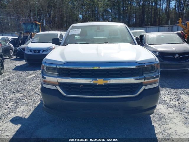 1GCNCNEC2JZ121199 Chevrolet Silverado 1500 Wt