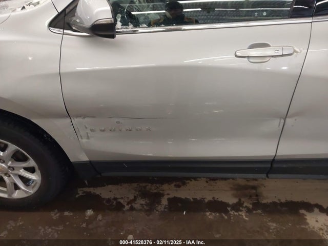 Chevrolet EQUINOX LT 2019 2GNAXUEV0K6279625 Image 18