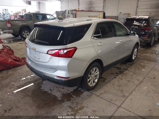Chevrolet EQUINOX LT 2019 2GNAXUEV0K6279625 Image 4
