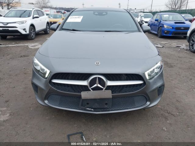 W1K3G4FB2MJ292636 Mercedes-Benz A 220 4matic