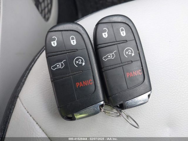3C4NJDBB8JT142514 Jeep Compass Latitude 4x4