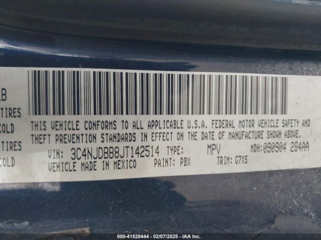3C4NJDBB8JT142514 Jeep Compass Latitude 4x4