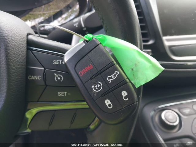 1C3CCCBG8FN643695 Chrysler 200 S