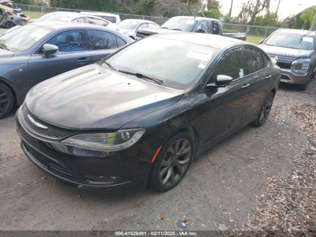 1C3CCCBG8FN643695 Chrysler 200 S