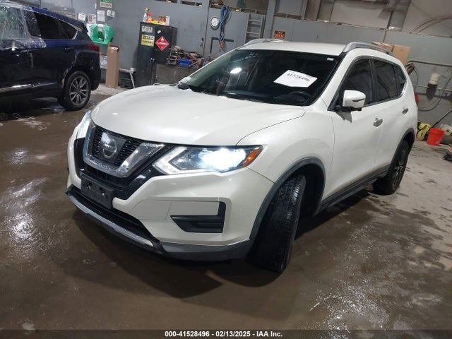 Nissan ROGUE SV 2017 KNMAT2MV6HP590320 Image 2