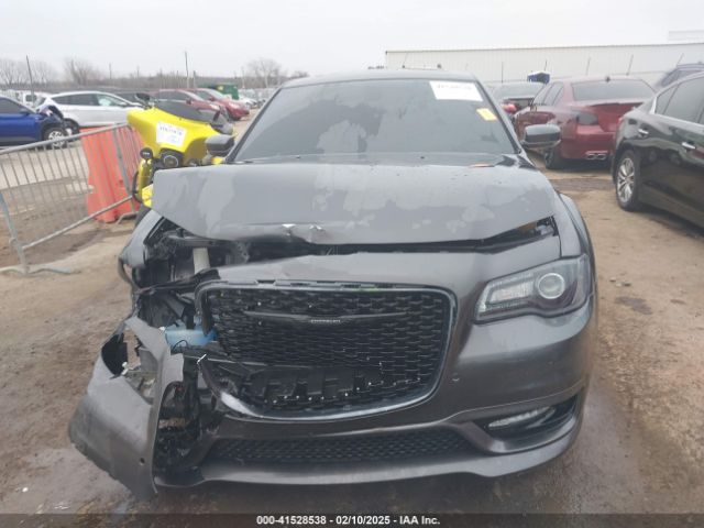 2C3CCABG5JH244653 Chrysler 300 300s