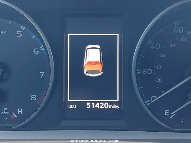 Toyota RAV4 LE 2018 JTMZFREV7JJ176537 Image 15