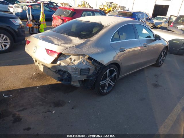 2020 MERCEDES-BENZ CLA 250 WDD5J4HB1LN036082 Photo 3