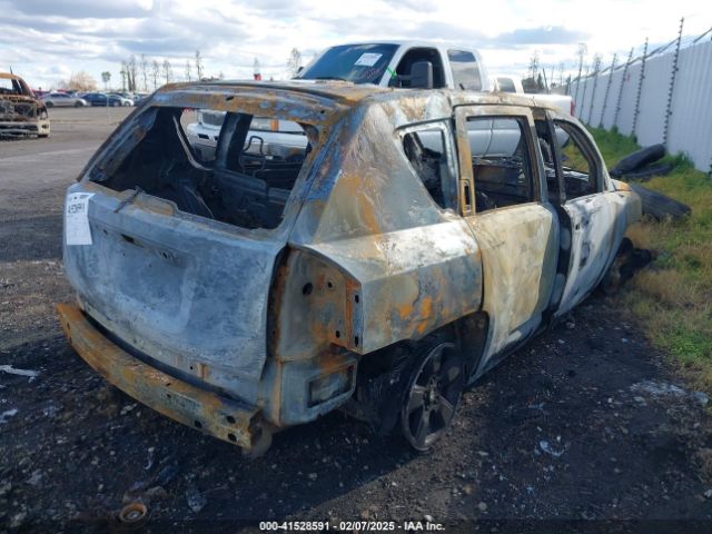 1C4NJCEA5GD734187 Jeep Compass Latitude