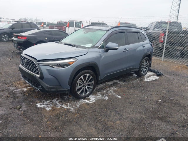 7MUDAAAG2NV011575 Toyota Corolla Cross Xle