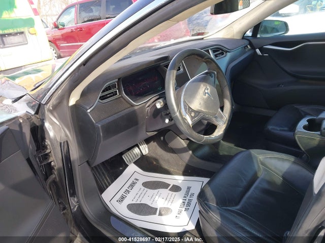 2015 TESLA MODEL S 5YJSA4H21FFP73217 Photo 4