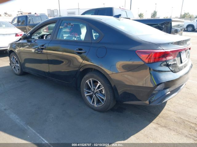3KPF24AD4PE518157 KIA Forte Lxs